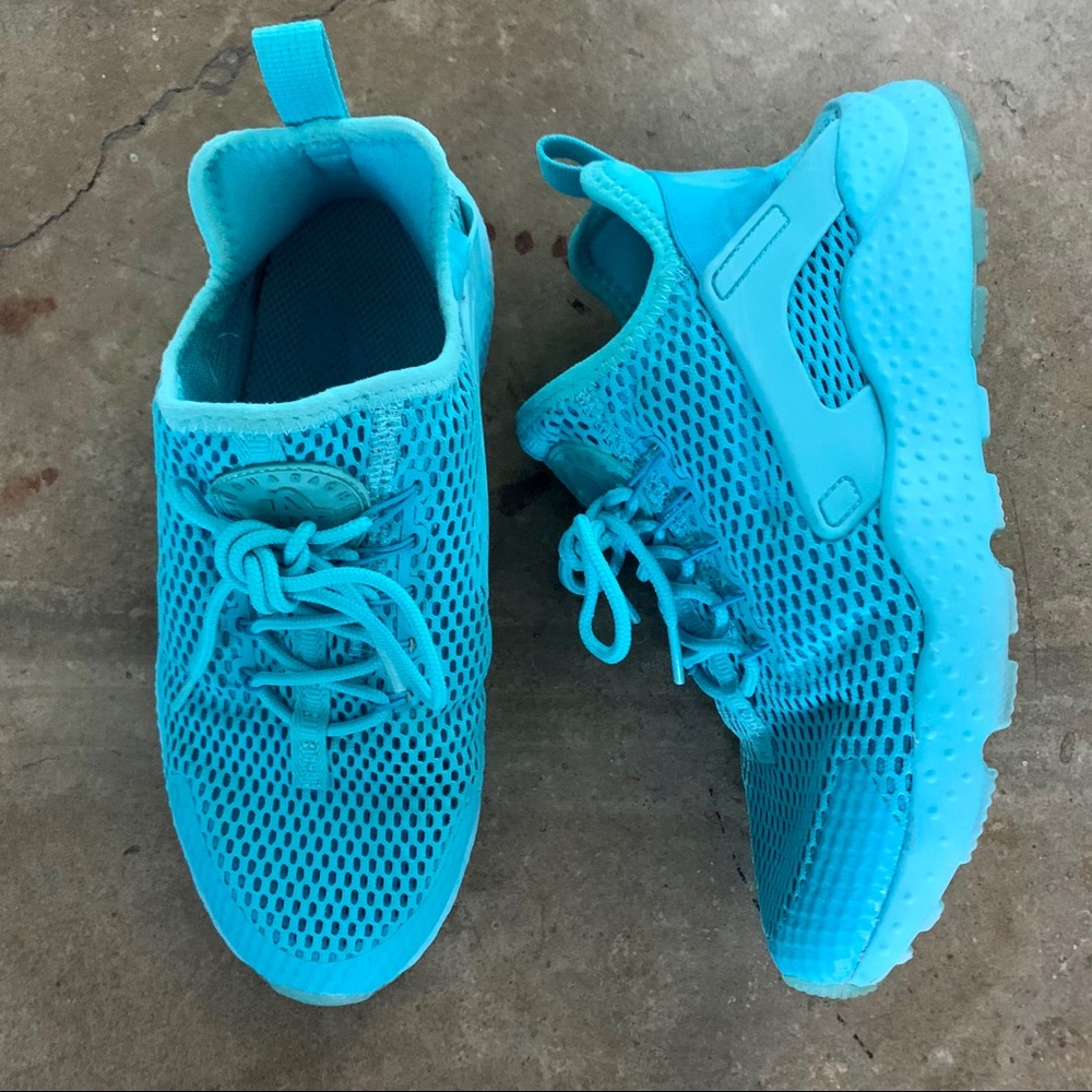 NIKE Huarache Ultra Breathe